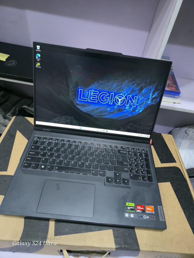 LENOVO LEGION R9000P ARX8 GAMING PC