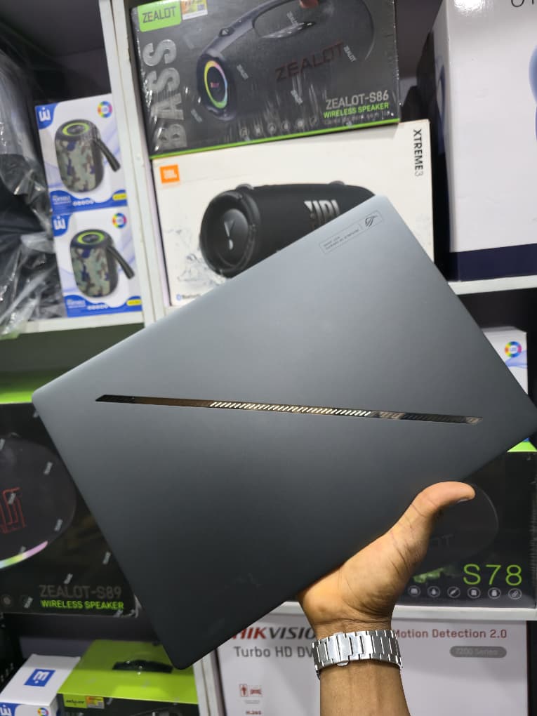 ASUS ROG ZEPHYRUS G16 GAMING