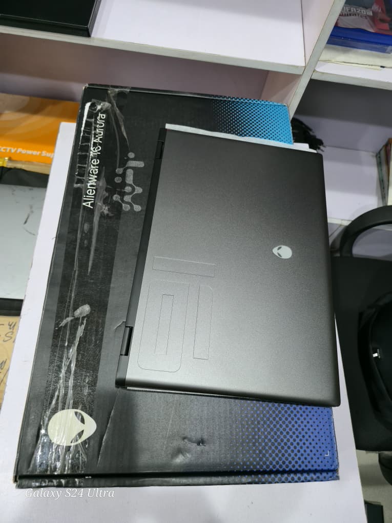 DELL ALIENWARE M16 R2